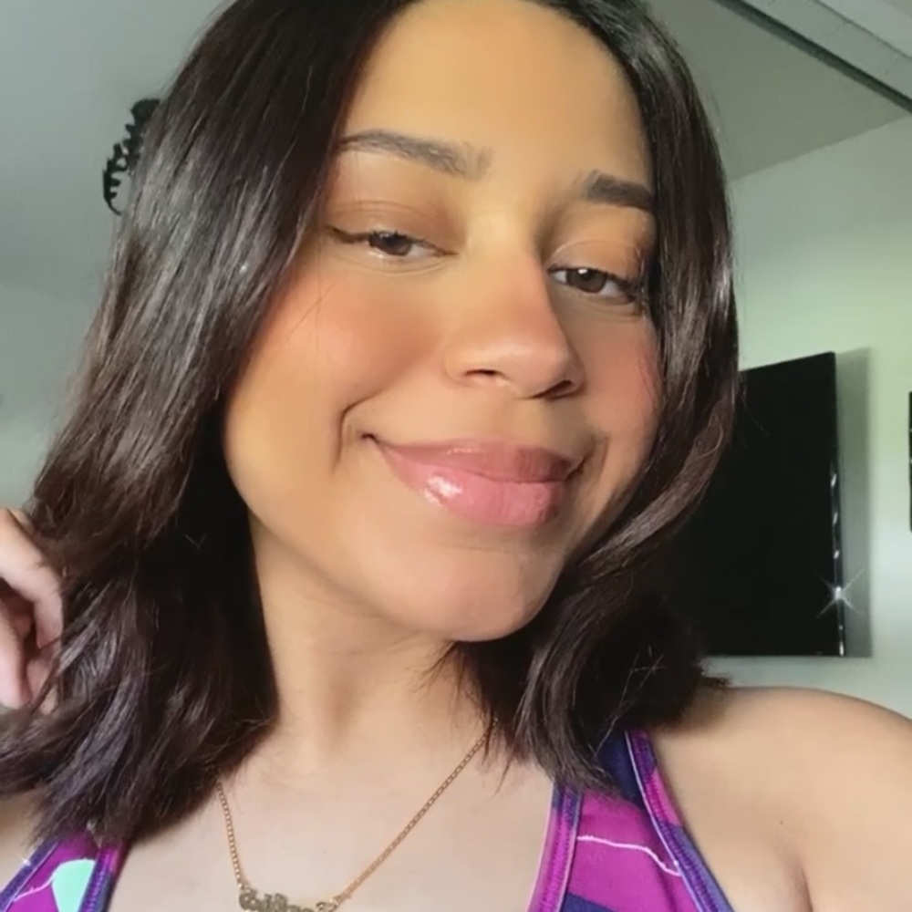 Meet your Posher, Sophia